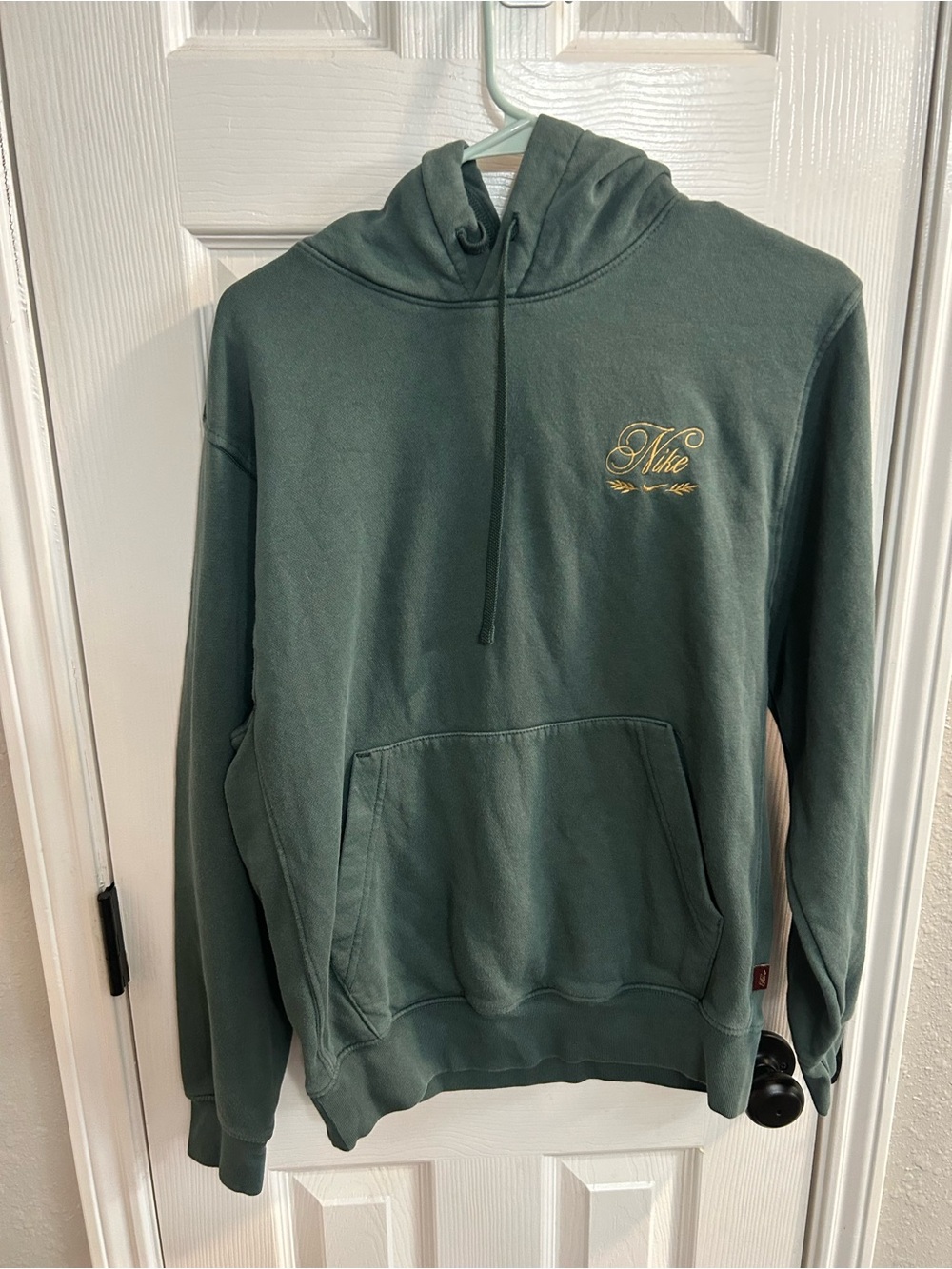Nike Men's Green Pullover Hoodie S Fleece Cotton Blend Embroidered Logo Gold